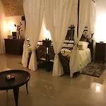 Donna Michelina Dimora Alojamento de Acomodação e Pequeno-almoço Carmiano (Apulia)
