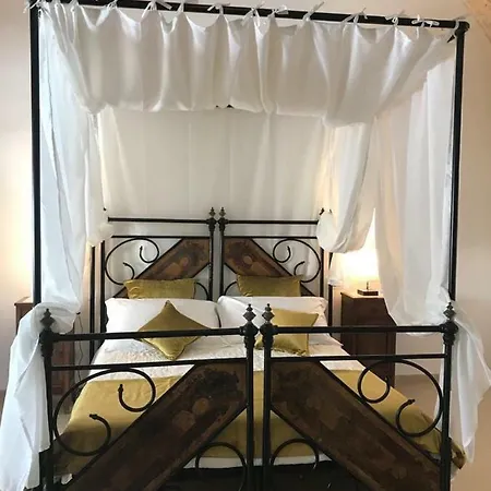 Donna Michelina Dimora Oda ve Kahvaltı Carmiano (Apulia)